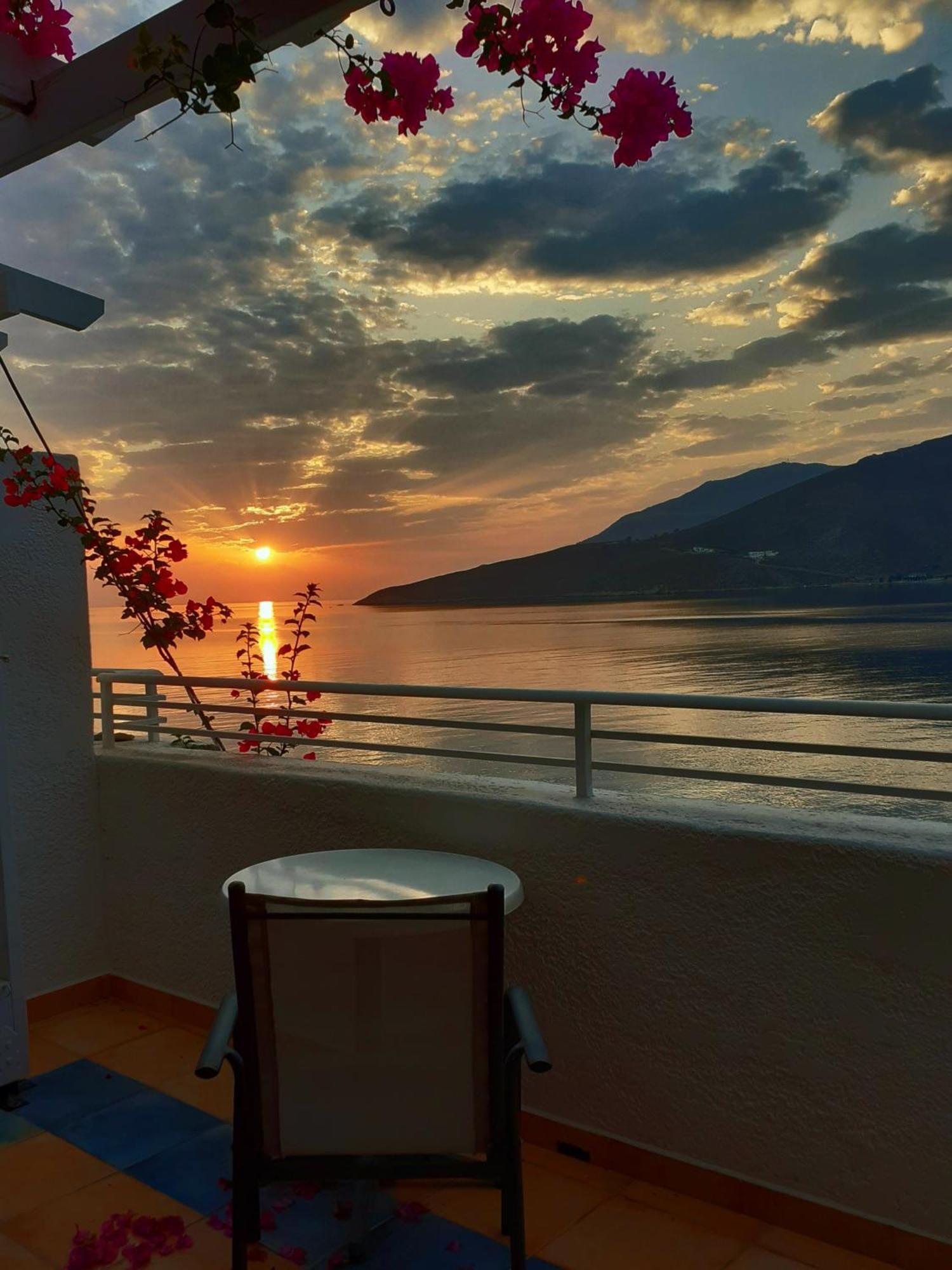 Ilidi Rock Aparthotel Λιβάδια Εξωτερικό φωτογραφία
