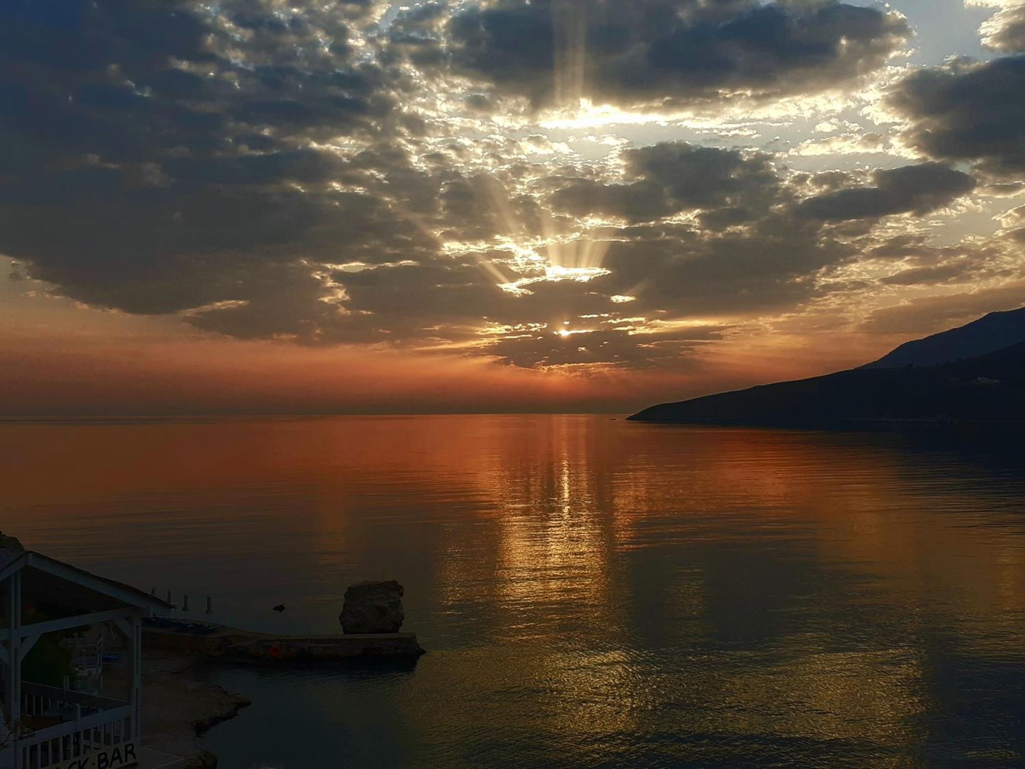 Ilidi Rock Aparthotel Λιβάδια Εξωτερικό φωτογραφία